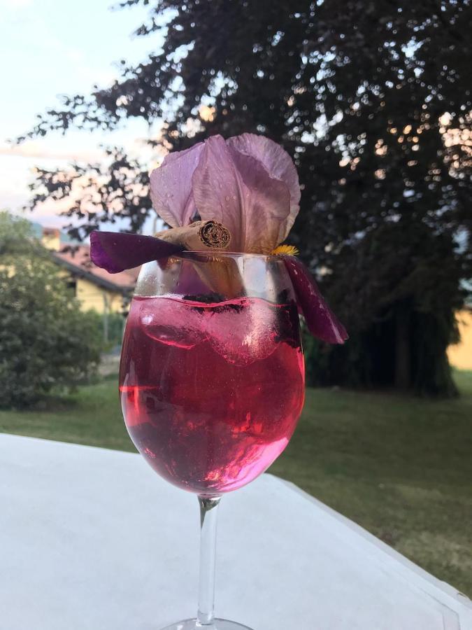 Al Chiar Di Luna Valtellina Frühstückspension Chiuro