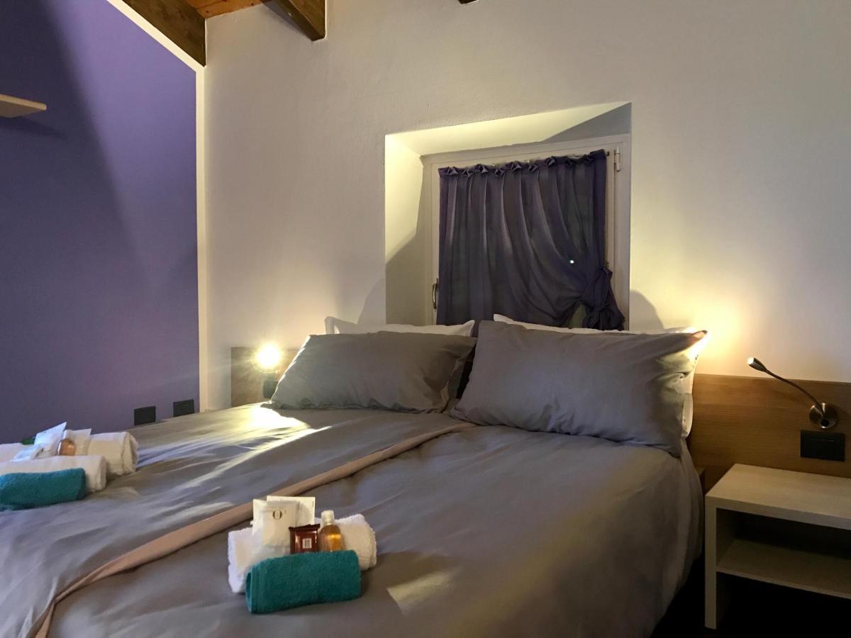 Al Chiar Di Luna Valtellina Alojamento de Acomodação e Pequeno-almoço *