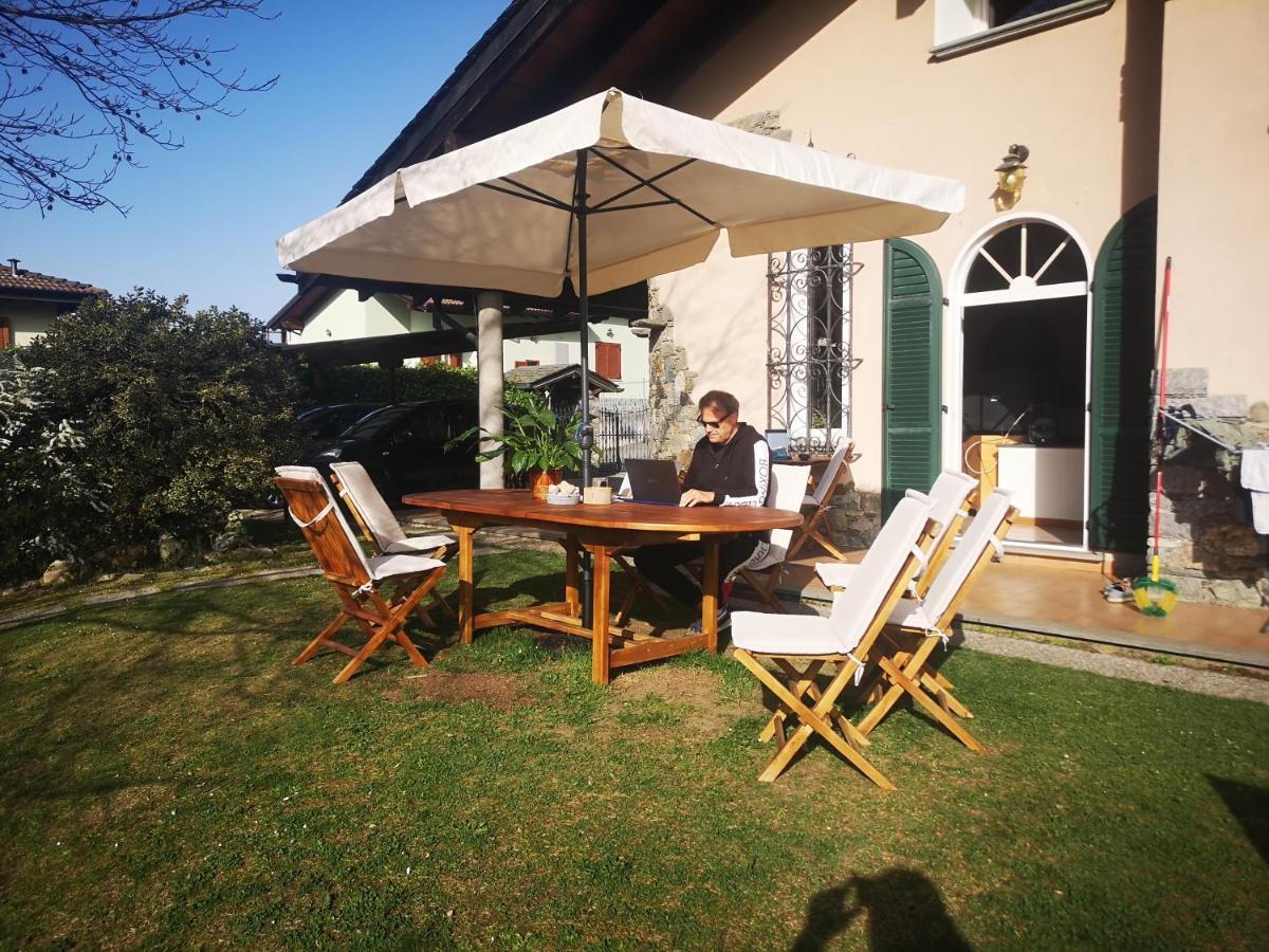 Al Chiar Di Luna Valtellina Alojamento de Acomodação e Pequeno-almoço *